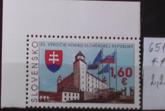 Slovensko 651 **